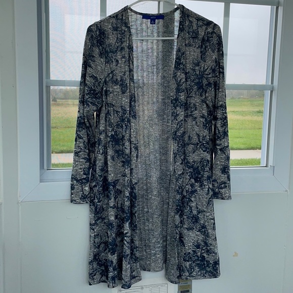 Apt. 9 Sweaters - APT. 9  gray with navy flowers cardigan